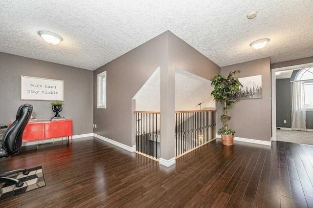 143 Deerpath Dr, House detached with 3 bedrooms, 4 bathrooms and 4 parking in Guelph ON | Image 35