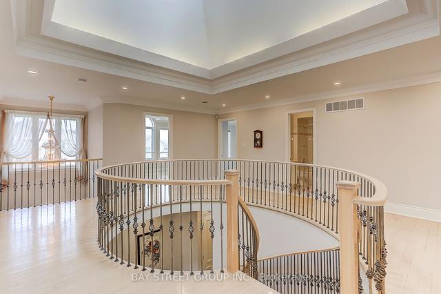 25 Bowan Crt, House detached with 5 bedrooms, 7 bathrooms and 7 parking in Toronto ON | Image 9