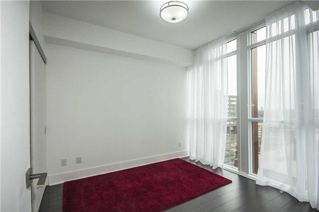 1807 - 32 Davenport Rd, Condo with 2 bedrooms, 2 bathrooms and 1 parking in Toronto ON | Image 14