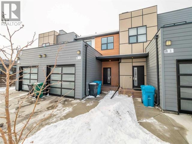 2, - 79 Aquitania Circle W, House attached with 3 bedrooms, 2 bathrooms and 2 parking in Lethbridge AB | Image 2