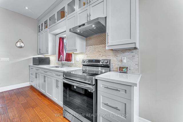 309 Kane Ave, House semidetached with 3 bedrooms, 4 bathrooms and 4 parking in Toronto ON | Image 5