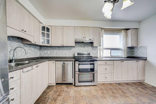 44 - 452 Silverstone Dr, Townhouse with 4 bedrooms, 3 bathrooms and 4 parking in Toronto ON | Image 11