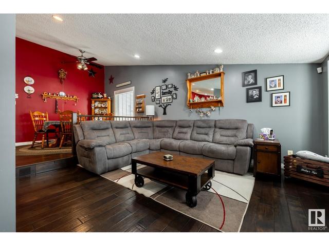 7312 152c Av Nw, House detached with 5 bedrooms, 2 bathrooms and null parking in Edmonton AB | Image 5