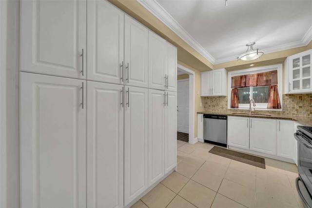 44 - 275 Manse Rd, Townhouse with 3 bedrooms, 3 bathrooms and 1 parking in Toronto ON | Image 39