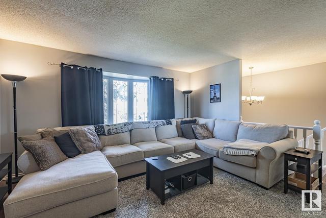 8707 31 Av Nw, House detached with 4 bedrooms, 2 bathrooms and 4 parking in Edmonton AB | Image 10