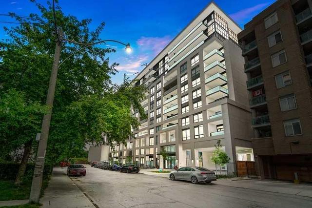 819 - 8 Trent Ave, Condo with 2 bedrooms, 2 bathrooms and 1 parking in Toronto ON | Image 1