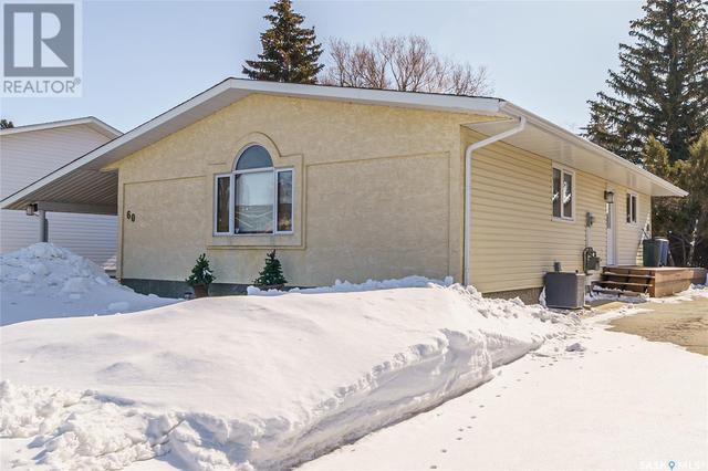 60 Buttercup Crescent Nw, Moose Jaw, SK, S6J1A4 | Card Image