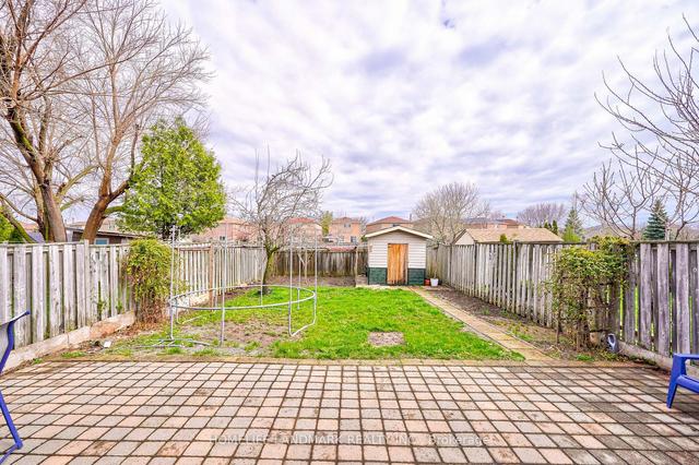 22 Lavron Crt, House detached with 4 bedrooms, 5 bathrooms and 8 parking in Markham ON | Image 20