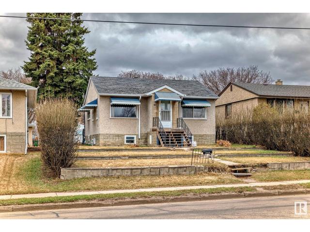 12030 50 St Nw Nw, House detached with 3 bedrooms, 2 bathrooms and 3 parking in Edmonton AB | Image 1