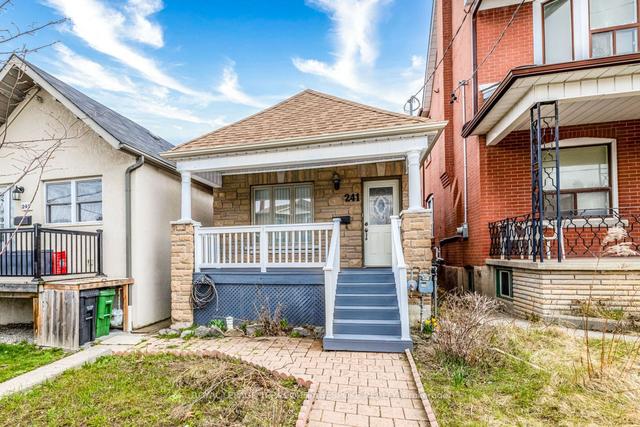 241 Mcroberts Ave, House detached with 2 bedrooms, 2 bathrooms and 1.5 parking in Toronto ON | Image 24