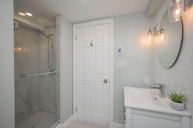 5517 Spruce Ave, House detached with 3 bedrooms, 2 bathrooms and 3 parking in Burlington ON | Image 22