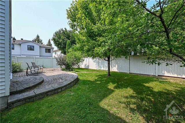 757 Montcrest Drive, House detached with 4 bedrooms, 3 bathrooms and 6 parking in Ottawa ON | Image 27