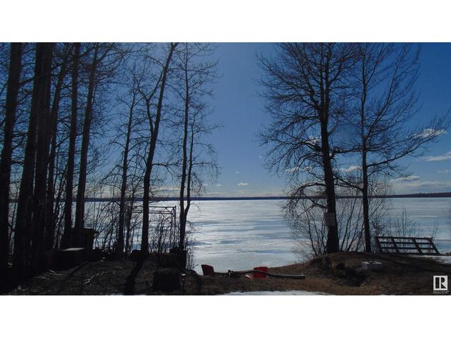 108 Lakeshore Dr, House detached with 2 bedrooms, 1 bathrooms and null parking in Sundance Beach AB | Image 21