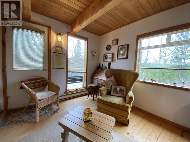6499 Mahood Lake Road, House detached with 2 bedrooms, 2 bathrooms and null parking in Cariboo L BC | Image 13