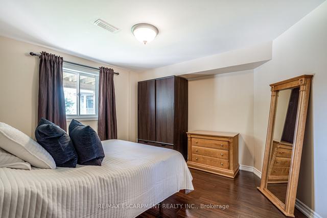 71 Oakhaven Pl, Townhouse with 3 bedrooms, 4 bathrooms and 4 parking in Hamilton ON | Image 22