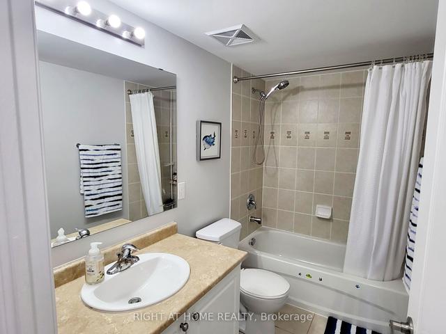303 - 45 Strangford Lane, Townhouse with 2 bedrooms, 3 bathrooms and 1 parking in Toronto ON | Image 15