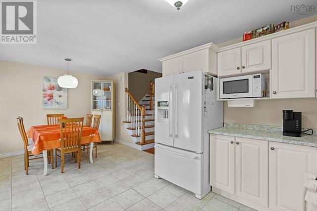 11 Coldstream Run, House attached with 3 bedrooms, 2 bathrooms and null parking in Halifax NS | Image 9