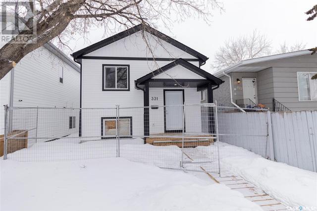 331 S Avenue S, House detached with 2 bedrooms, 2 bathrooms and null parking in Saskatoon SK | Image 1