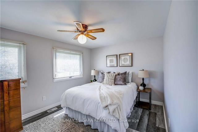 7959 Thorton St, House detached with 3 bedrooms, 2 bathrooms and 5 parking in Niagara Falls ON | Image 8