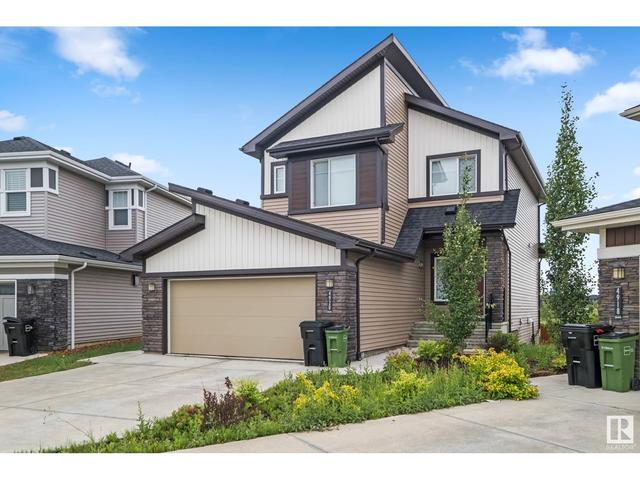 4920 Charles Pt Sw, House detached with 4 bedrooms, 3 bathrooms and 4 parking in Edmonton AB | Image 2