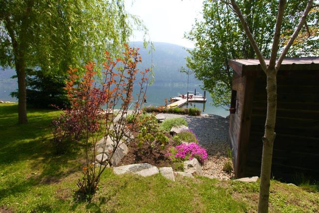 3140 Highway 3a, House detached with 3 bedrooms, 2 bathrooms and 6 parking in Central Kootenay F BC | Image 52