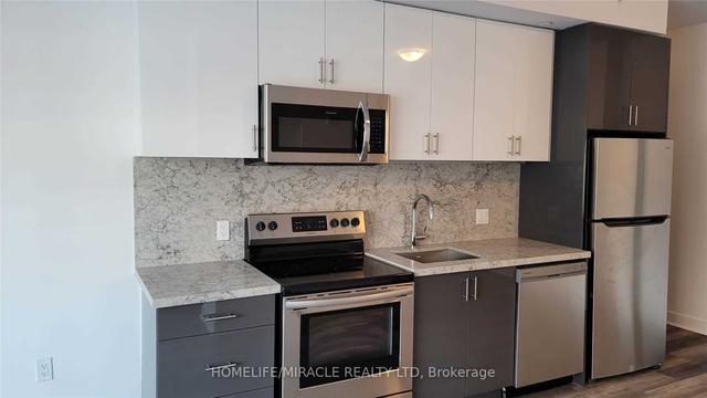 17 - 57 Finch Ave W, Townhouse with 3 bedrooms, 3 bathrooms and 1 parking in Toronto ON | Image 5