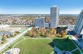 306 - 3015 Sheppard Ave E, Condo with 2 bedrooms, 2 bathrooms and 1 parking in Toronto ON | Image 2