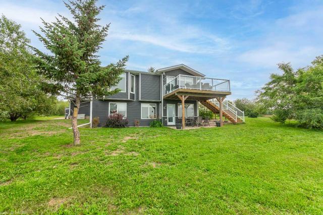 9 Cherry Lane, House detached with 4 bedrooms, 3 bathrooms and null parking in Vermilion River County AB | Image 33