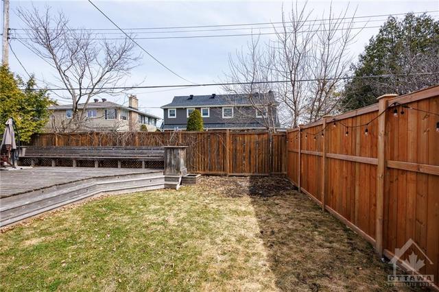 679 Highland Avenue, House detached with 4 bedrooms, 3 bathrooms and 4 parking in Ottawa ON | Image 30