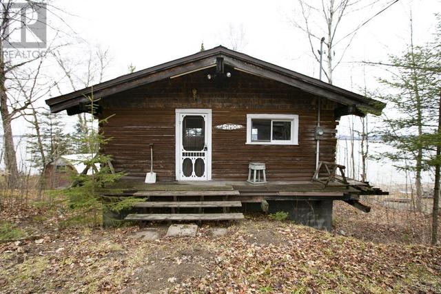 200 Kelly Creek Rd, House detached with 4 bedrooms, 0 bathrooms and null parking in Algoma, Unorganized, North Part ON | Image 3