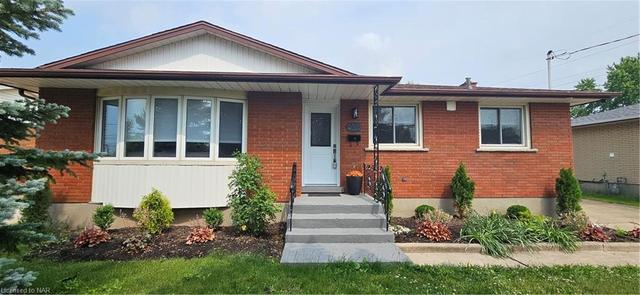 420 Morton Street, House detached with 3 bedrooms, 2 bathrooms and 8 parking in Thorold ON | Image 1