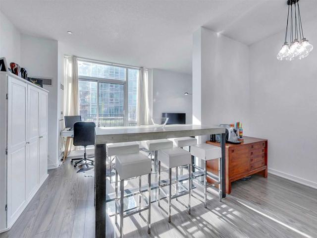 t1 - 165 Legion Rd, Condo with 1 bedrooms, 1 bathrooms and 2 parking in Toronto ON | Image 27