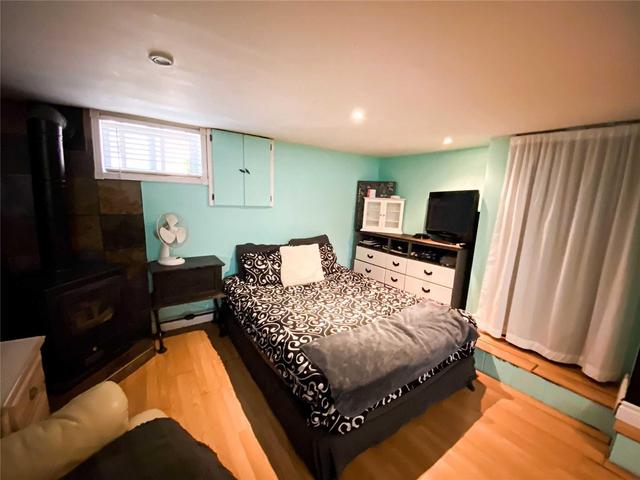 32 Lorne St, House detached with 3 bedrooms, 2 bathrooms and 3 parking in St. Catharines ON | Image 17