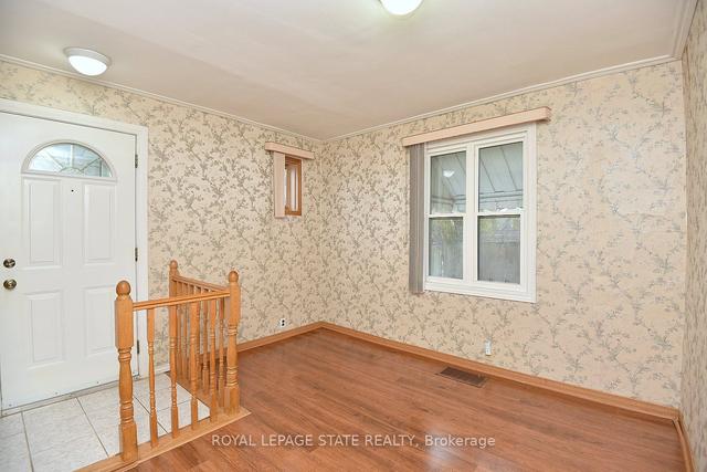 164 East 25th St, House detached with 2 bedrooms, 2 bathrooms and 3 parking in Hamilton ON | Image 6