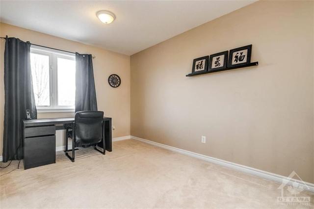 286 Tandalee Crescent, Townhouse with 2 bedrooms, 3 bathrooms and 3 parking in Ottawa ON | Image 15