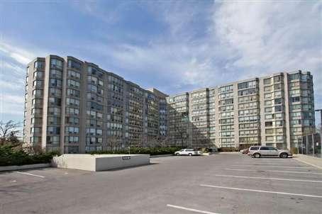 604 - 309 Major Mackenzie Dr E, Condo with 2 bedrooms, 2 bathrooms and 1 parking in Richmond Hill ON | Image 1