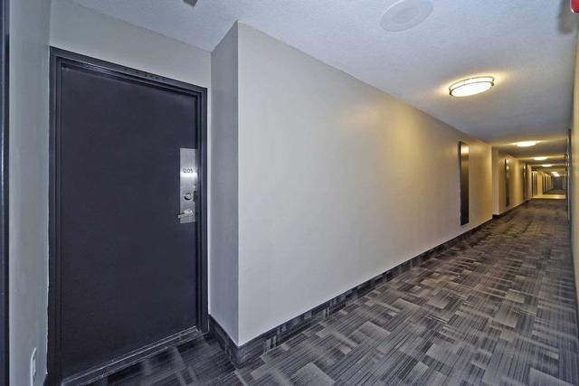 1205 - 45 Sunrise Ave, Condo with 3 bedrooms, 2 bathrooms and 2 parking in Toronto ON | Image 39