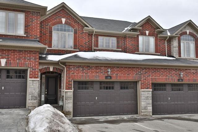 73 Oakhaven Pl, Townhouse with 3 bedrooms, 3 bathrooms and 2 parking in Hamilton ON | Image 1