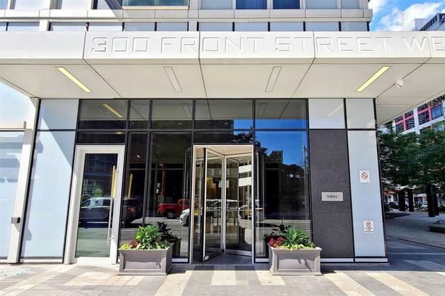210 - 300 Front St W, Condo with 1 bedrooms, 1 bathrooms and 1 parking in Toronto ON | Image 28
