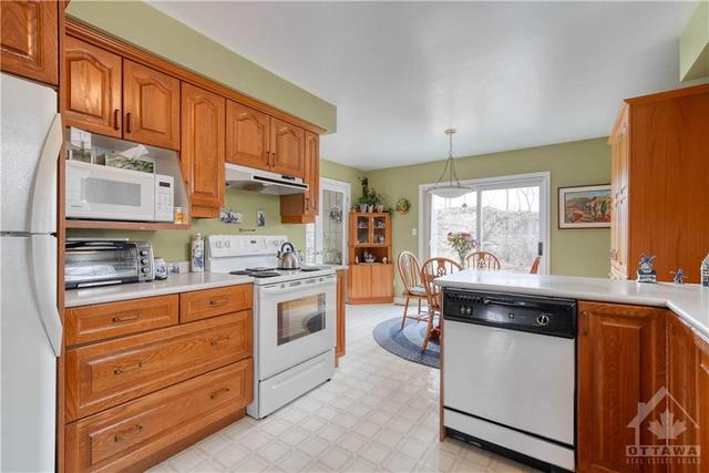 388 Brock Street, House detached with 3 bedrooms, 3 bathrooms and 2 parking in Brockville ON | Image 15