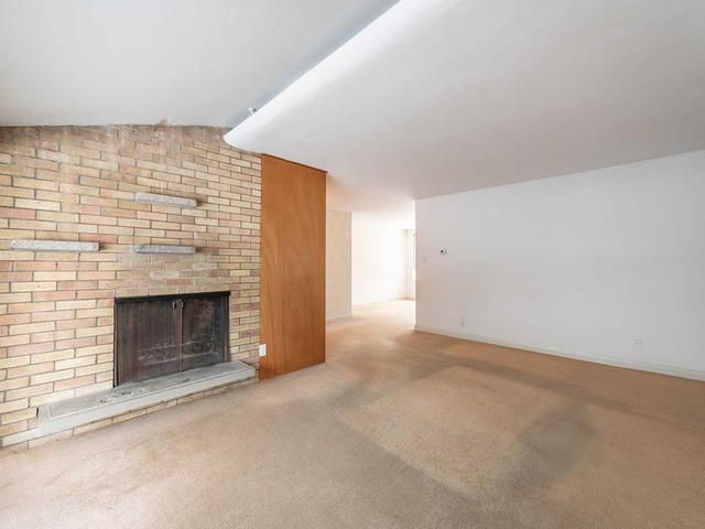 12 Shadwell Pl, House detached with 3 bedrooms, 2 bathrooms and 3 parking in Toronto ON | Image 35