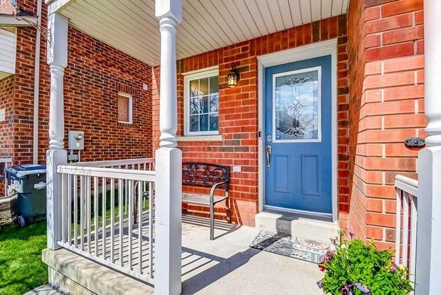 3565 Southwick St, House attached with 3 bedrooms, 4 bathrooms and 3 parking in Mississauga ON | Image 12