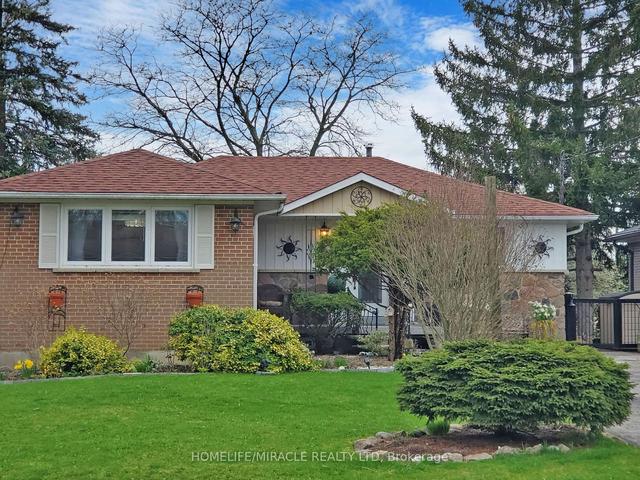86 Coral Gable Dr, House detached with 3 bedrooms, 2 bathrooms and 6 parking in Toronto ON | Image 35