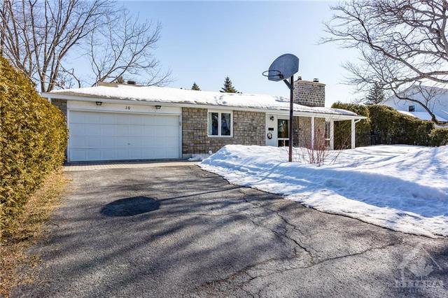 16 Glenbrook Way, House detached with 3 bedrooms, 3 bathrooms and 6 parking in Ottawa ON | Image 2