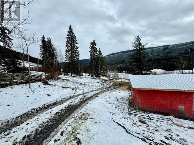 8265 China Valley Road, House detached with 2 bedrooms, 1 bathrooms and 8 parking in Thompson Nicola L (Grasslands) BC | Image 36