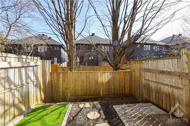 229 Gershwin Private, Townhouse with 2 bedrooms, 2 bathrooms and 2 parking in Ottawa ON | Image 27