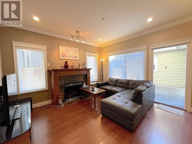 12273 Buchanan Street, House detached with 4 bedrooms, 3 bathrooms and 4 parking in Richmond BC | Image 10