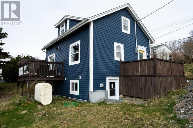 32 Longs Hill, House detached with 2 bedrooms, 1 bathrooms and null parking in Carbonear NL | Image 1