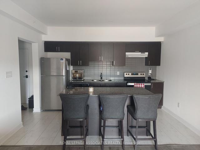 208 - 8 Culinary Lane, Condo with 2 bedrooms, 1 bathrooms and 1 parking in Barrie ON | Image 8