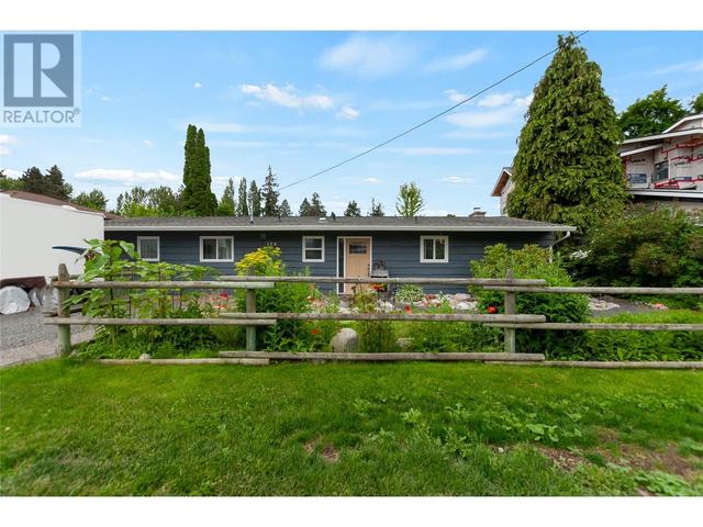 156 Ritchie Avenue, House detached with 3 bedrooms, 2 bathrooms and null parking in Okanagan Similkameen E BC | Image 39